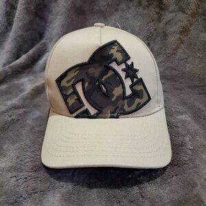 DC SHOES Skateboard Apparel Beige/Camo Logo Snapback Adjustable Hat